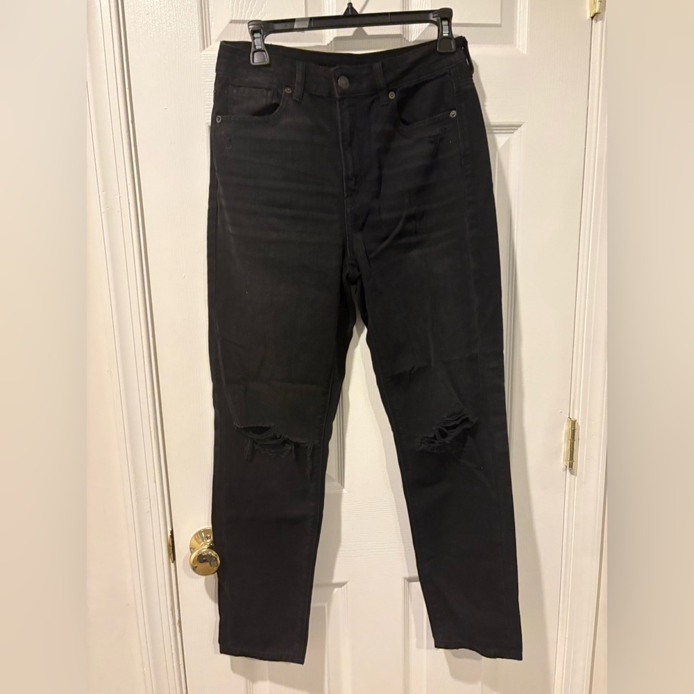 American Eagle mom jeans